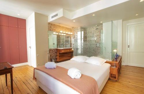 Hotel de Ville - Quinconces Apartment | Appartement Luxe avec Climatisation Parking Vue Exeptionnelle