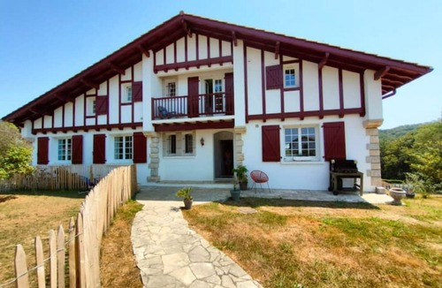 Villefranque Apartment | Appartement Moderne et Spacieux Dans Belle Maison Basque