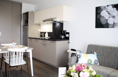 Jonzac Condo | Appartement Neuf et équipé, près des Antilles