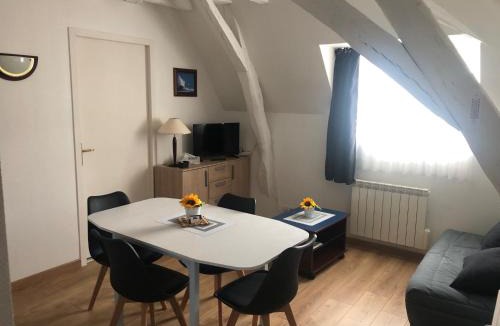 La Roche-Posay Apartment | Appartement piscine cure thermale