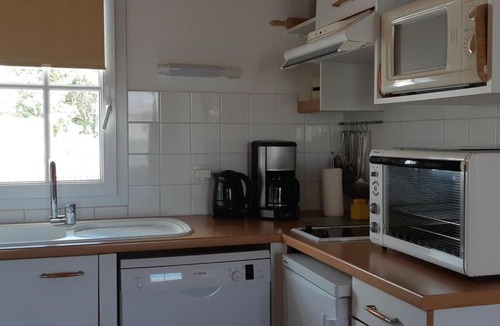 Saint-Martin-de-Re Apartment | Appartement Saint-Martin-de-Ré, 2 pièces, 2 personnes - FR-1-544-6
