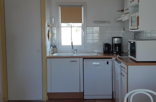 Saint-Martin-de-Re Apartment | Appartement Saint-Martin-de-Ré, 2 pièces, 2 personnes - FR-1-544-6