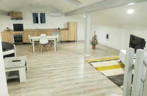 Clermont-Dessous Apartment | Appartement spacieux et confortable a Clermont Dessous jardin parking