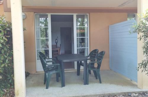 Monflanquin Apartment | Appartement Vue sur Lac