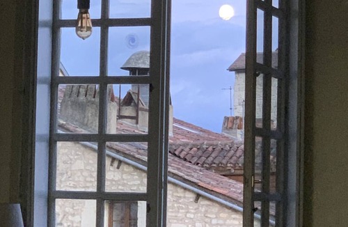 Perigueux Apartment | APT l'époque RENAISSANCE au centre ville calme