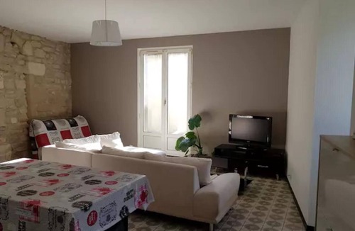 Chasseneuil-du-Poitou Apartment | Apt t3 2-6 pers avec jardin à 3 min du futuroscope
