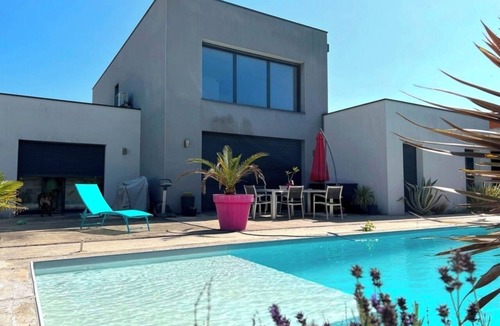 Saintes Villa | Architect-designed villa with heated pool near the Charente and beaches, sleeps 4