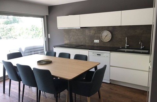 Pontaillac House | Architect villa 8-10 people ROYAN, heated swimming pool, garden, near the beach