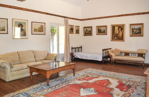 Campsegret House | Are you ready to spend your vacation in a unique house with a private pool in a quiet environment?
