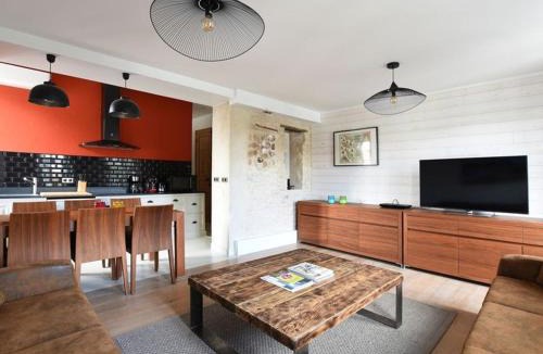 Ars-en-Re Apartment | Ars-en-Ré : Appartement avec vue sur le port et Wi-Fi - FR-1-434-54
