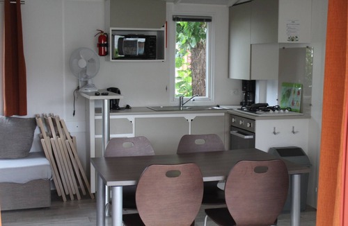Les Mathes House | Association of 3 mobils homes - 9 to 11 rooms - 17 to 22 people