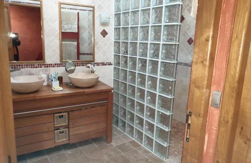 Champagnolles Bed & Breakfast | Au 13or intérieur
