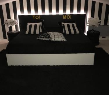 Saint Ouen d'Aunis House | Au 29 logement cocon avec jacuzzi privatif