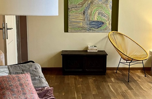 Lormont Apartment | Au Bord de la Rive