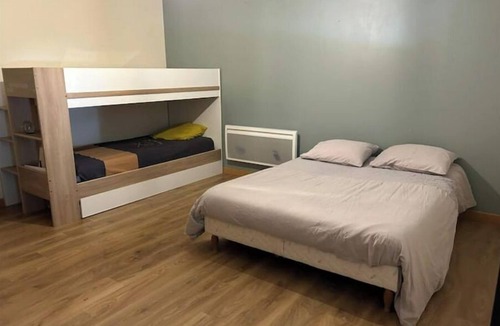 Saint-Germain-du-Salembre Apartment | Au Cœur des Bois
