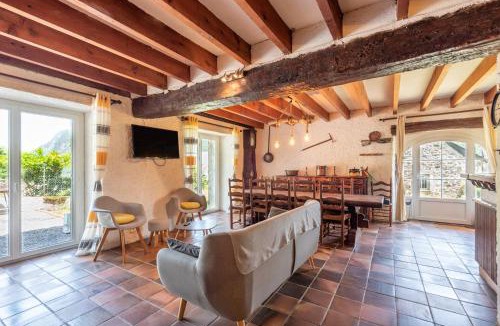 Gere-Belesten House | Au Milan D'ore - Pyrénées