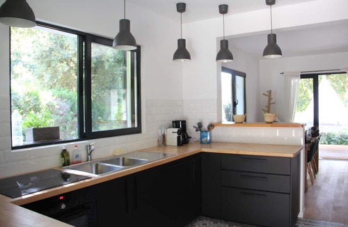 Le Moulleau House | AU MOULLEAU, 500 M FROM THE BEACH AND SHOPS, WITH HEATED SWIMMING POOL