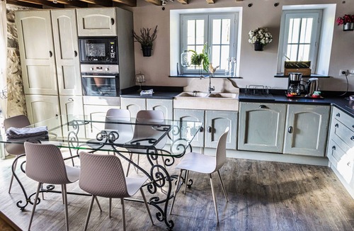 Issor House | Au nid de Caroline
