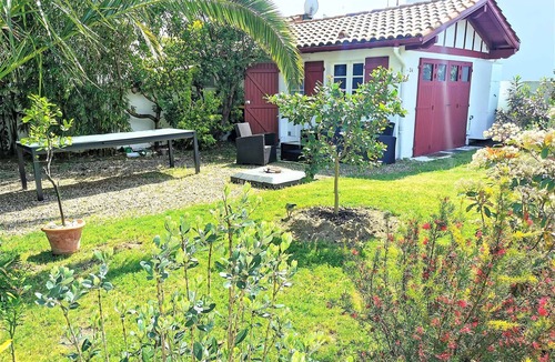 Hendaye Apartment | AUBEPINES 250 m from the main beach classified 3 stars