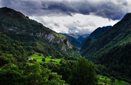 Cette-Eygun Bed & Breakfast | Auberge Toison d'Or