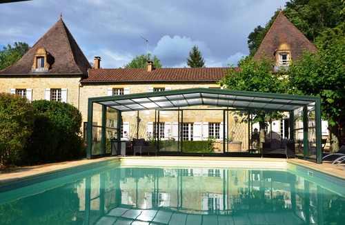 Domme House | Authentic and comfortable house with heated indoor pool (from April to November)