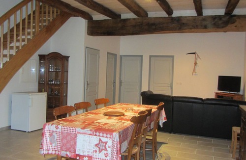 Osses Cottage | Authentic gite with mountain views & private spa