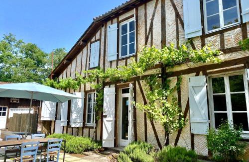Lue Villa | Authentique villa du XIX e siècle avec piscine