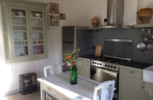 Augne House | Autumn Garden is a detached country house in a beautiful natural environment.