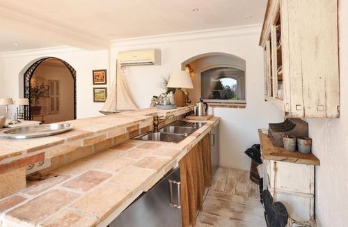 Les Adrets-de-l'Esterel House | Awesome home in Les Adrets d l'Estérel