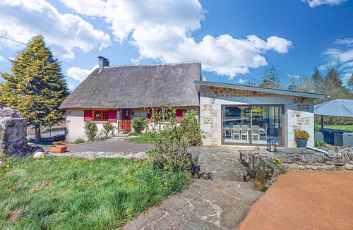 Saint-Oradoux-de-Chirouze House | Awesome home in Saint-Oradoux-de-Chiro