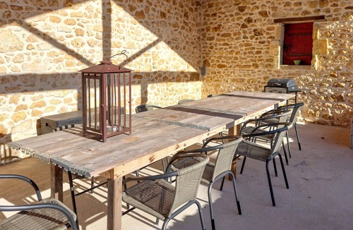 Lussas-et-Nontronneau House | Awesome home in Lussas et Nontronneau