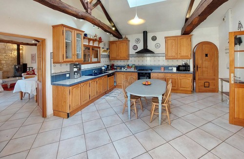 Ambares-et-Lagrave House | Awesome home in Ambares et Lagrave