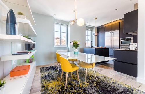 Biarritz City Centre Apartment | BALEA · KEYWEEK Seafront Duplex Apartment with Balcony, Garage in Biarritz