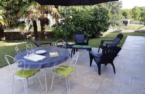Saint-Macaire House | Bastida, Gironde house - Rated 3 *, a friendly, relaxing place to stay.