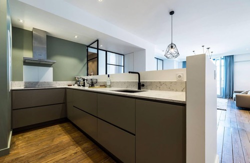 Biarritz City Centre Apartment | BEACHVIEW · KEYWEEK Beachfront Renovated Apartment with Parking in Biarritz