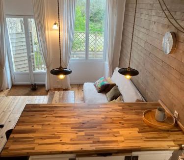 Cursan Apartment | Beau gîte dans Domaine viticole & arboricole