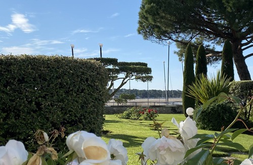 Saint-Georges-de-Didonne Apartment | Beautiful 3-person apartment facing the main beach