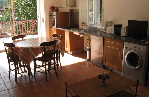 Esterencuby Apartment | Beautiful apartment rdc grde terrass view Basque mountain prox StJeanPieddePort