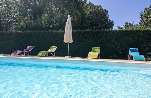 Messanges Apartment | Beautiful apartment for 6 people with WIFI, pool, TV, terrace and pets allowed