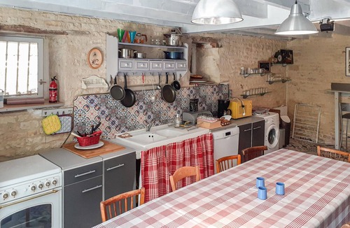 Fontenille-Saint-Martin-d'Entraigues House | Beautiful home in Fontenille St.Martin