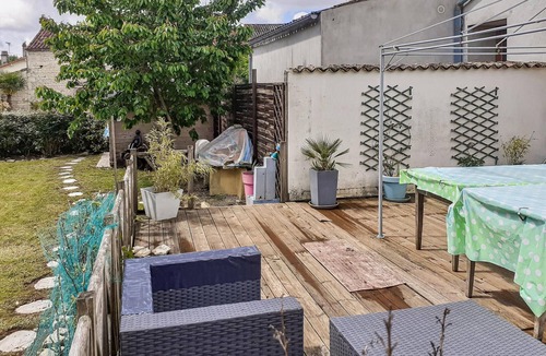 Fontenille-Saint-Martin-d'Entraigues House | Beautiful home in Fontenille St.Martin