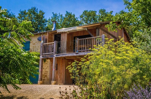 Saint-Cybranet House | Beautiful gite with balcony, stunning views, large private pool & gardens