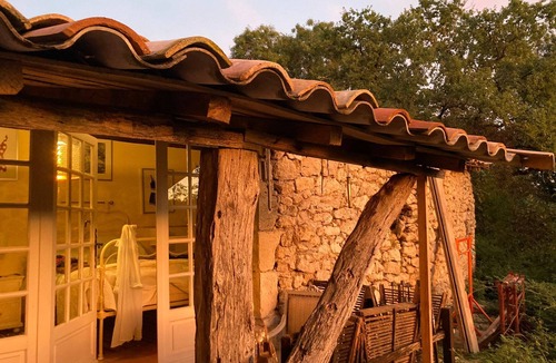 Savignac-de-Duras Cottage | Beautiful one bedroom cottage with pool.