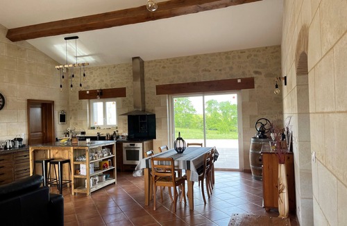 Bonnetan House | Beautiful stone house with pool