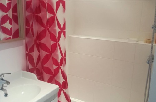 Paillet Apartment | beautiful studio of 30 m2 for 2 to 4 people