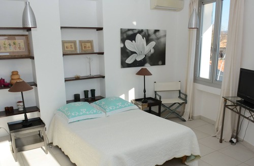 Miramar Apartment | Beautiful T2 apartment on 1st floor on the Port of La Londe Les Maures