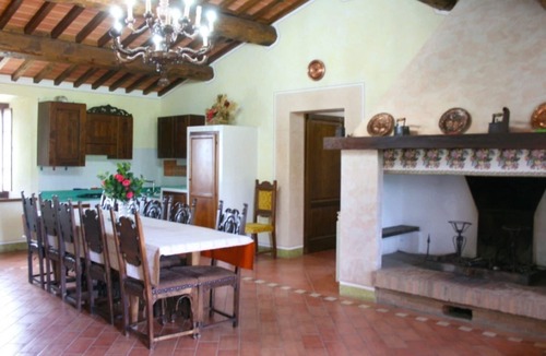 Torrita di Siena Villa | Beautiful Villa for 15. Panoramic sitting area. Pool, Tennis, table tennis, children playground,