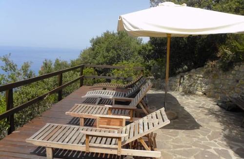 Talamone Villa | Beautiful villa overlooking the sea in the Maremma National Park