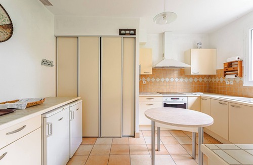 La Bree-les-Bains Bed & Breakfast | Bed and Breakfast 'Le Grillon' with Shared Terrace, Shared Garden and Wi-Fi