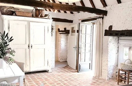 Tourtoirac Bed & Breakfast | Bed and Breakfast 'Domaine De Pragelier, Le Cottage' with Shared Pool